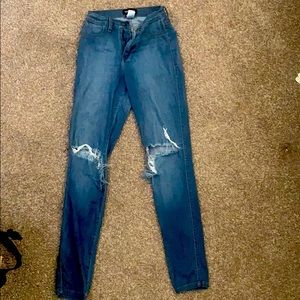 Ripped Jeans Size 7 (W27)